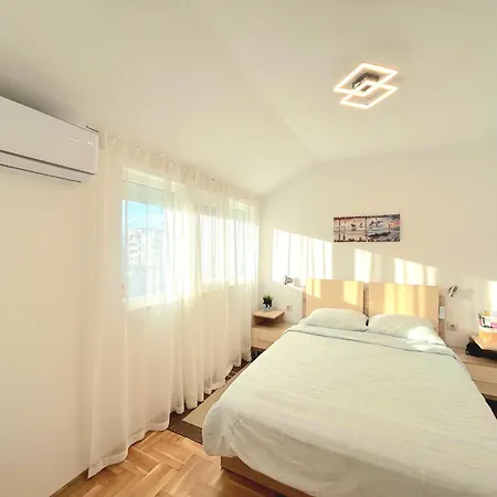 Centro * 布尔加斯